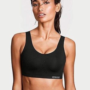 Victoria’s Secret Sports Bra! Worn 1x!